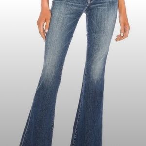 Mother Weekender Fray Jeans size 26